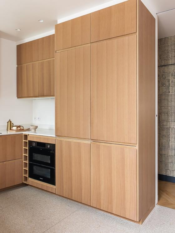 Home Tour, a duplex renovated by Cyrielle Wattinne, the kitchen