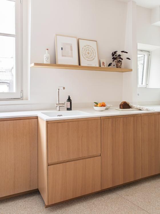 Home Tour, a duplex renovated by Cyrielle Wattinne, the kitchen