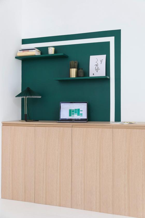 Un bureau caché dans une enfilade