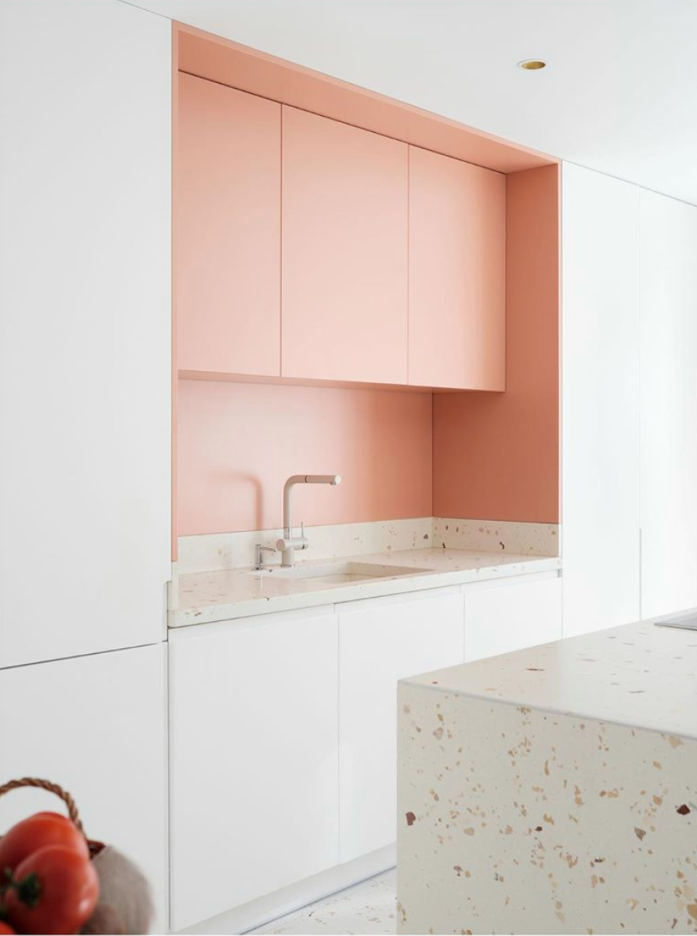 Cuisine bicolore blanc rose
