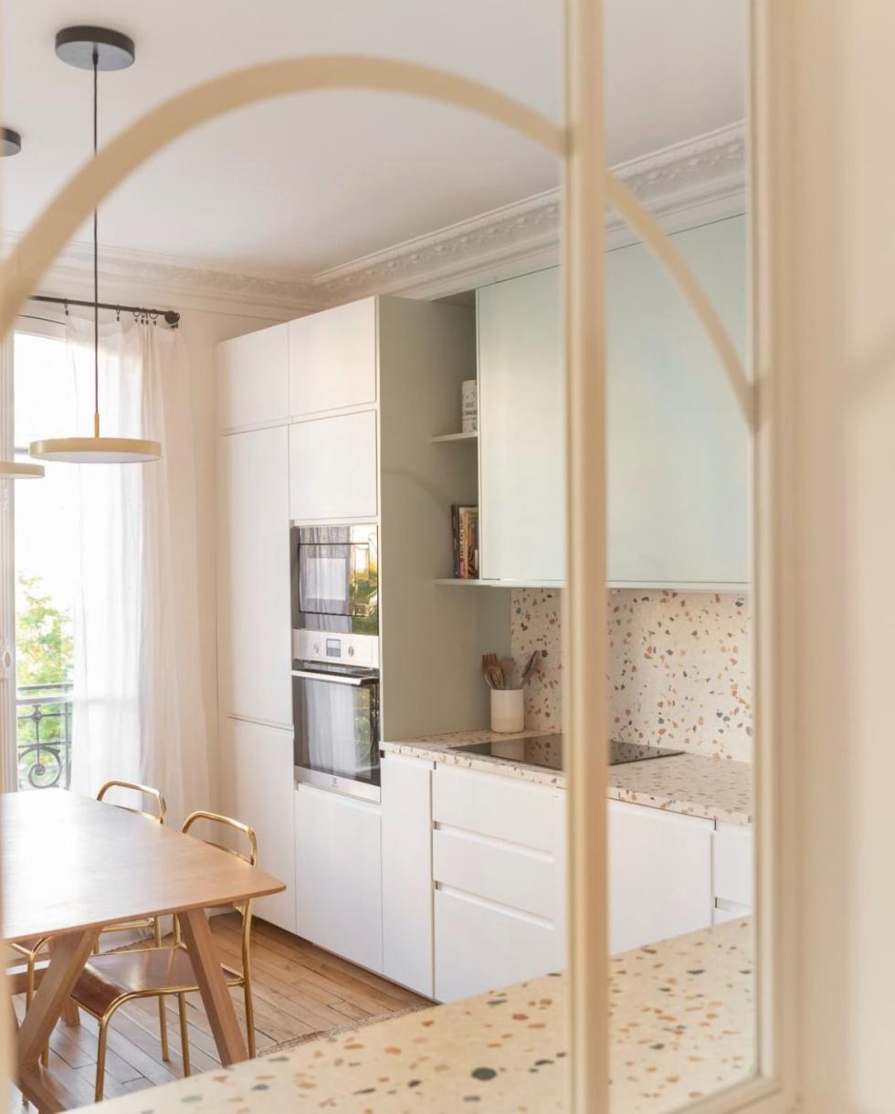 Cuisine Amandier verrière bois