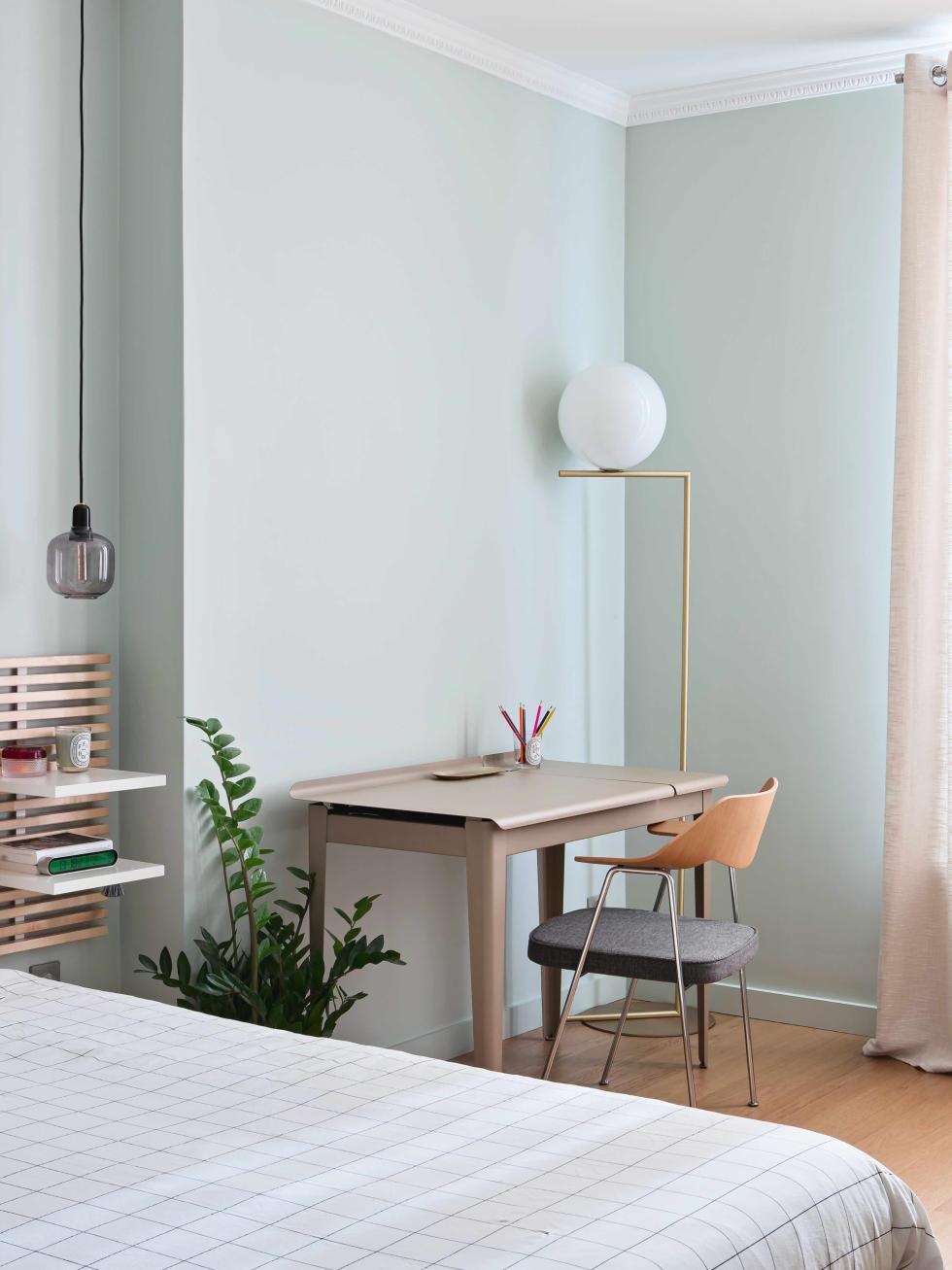 675 Stuhl von Robin Day