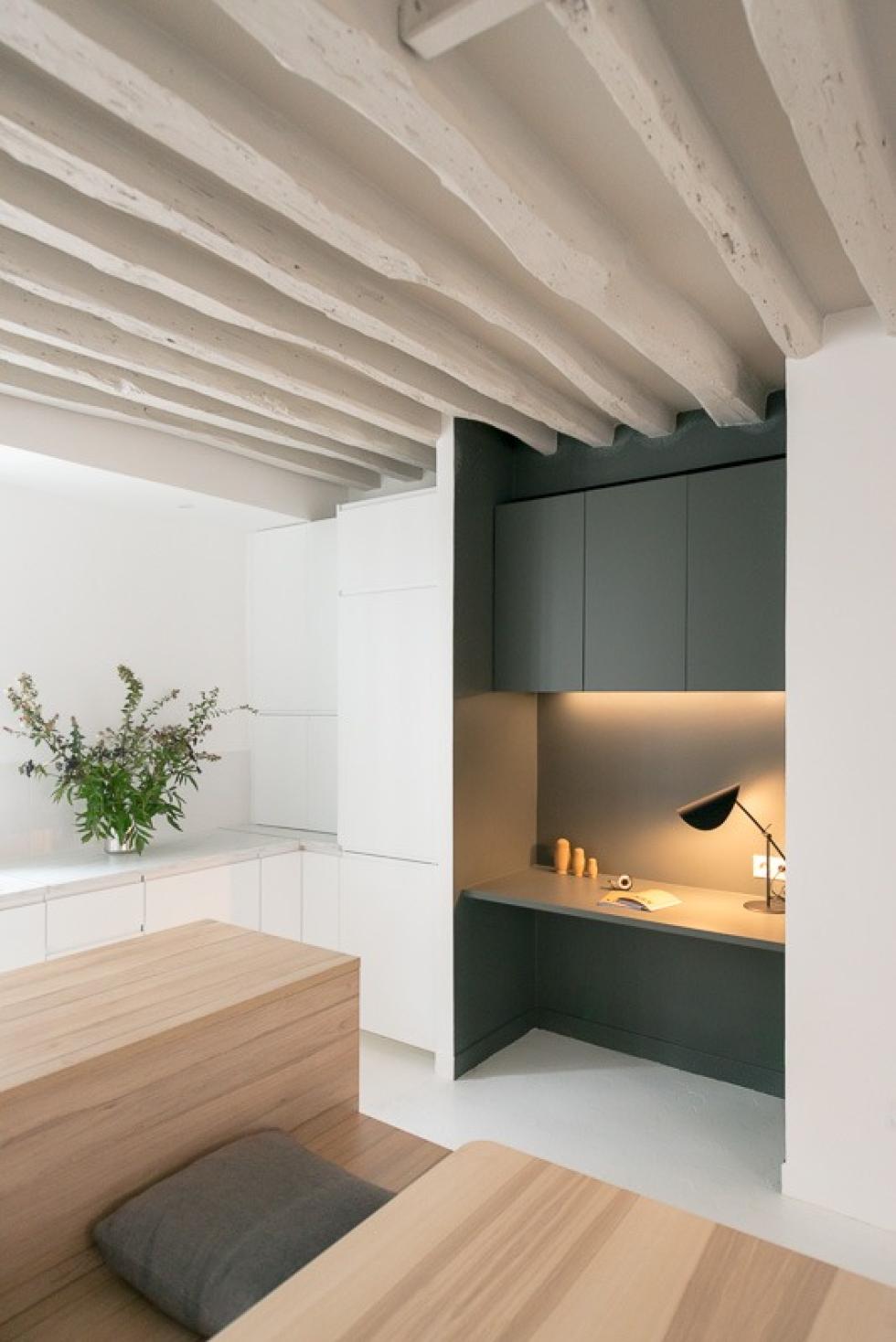 Bureau suspendu stone